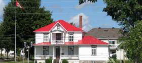maison-ancienne-municipalite-st-frederic